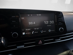 Седан Hyundai Elantra 2022 года, 1825000 рублей, Краснодар
