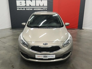 Хэтчбек Kia Ceed 2014 года, 1250000 рублей, Курск