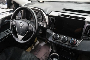 Внедорожник Toyota RAV4 2014 года, 1999000 рублей, Новокузнецк
