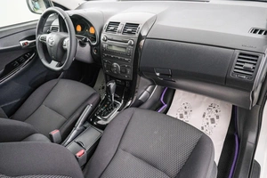 Седан Toyota Corolla 2012 года, 1159000 рублей, Красноярск