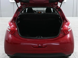 Хетчбэк Peugeot 208 2013 года, 819000 рублей, Аксай