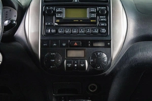 Внедорожник Toyota RAV4 2005 года, 1019000 рублей, Сургут