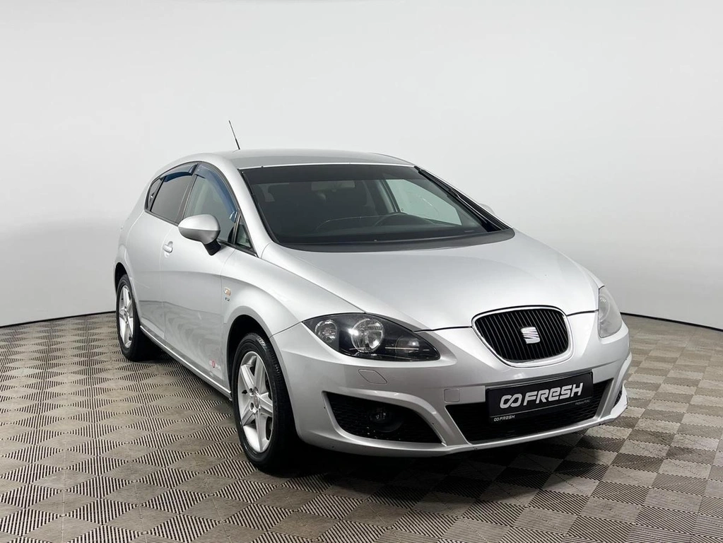 Хетчбэк SEAT Leon 2012 года, 710900 рублей, Казань
