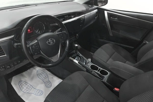 Седан Toyota Corolla 2013 года, 1399000 рублей, Новокузнецк