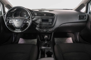 Хетчбэк Kia Ceed 2017 года, 1349000 рублей, Кемерово