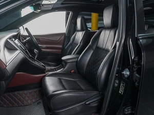 Внедорожник Toyota Harrier 2018 года, 2649000 рублей, Сургут