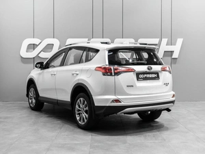Внедорожник Toyota RAV4 2015 года, 2320000 рублей, Тюмень