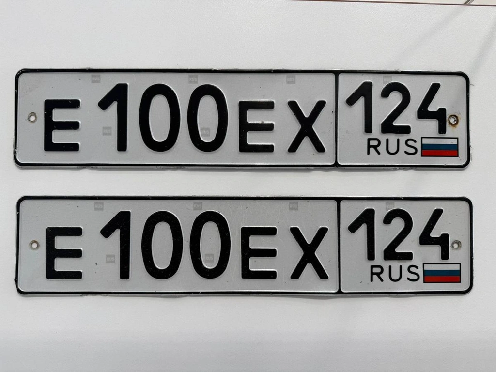 Продам гос.номер Е 100 ЕХ 124 200000 рублей, Красноярск