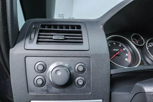 Минивэн Opel Zafira 2013 года, 769000 рублей, Челябинск