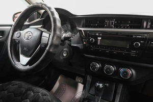 Седан Toyota Corolla 2013 года, 1169000 рублей, Новокузнецк