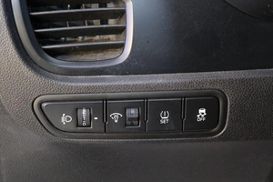 Седан Kia Rio 2018 года, 1079000 рублей, Омск