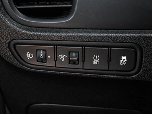 Хетчбэк Kia Rio X-Line 2019 года, 1599000 рублей, Кирилловка