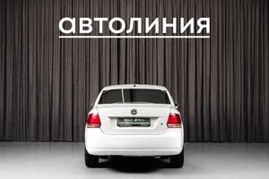 Седан Volkswagen Polo 2014 года, 695000 рублей, Красноярск