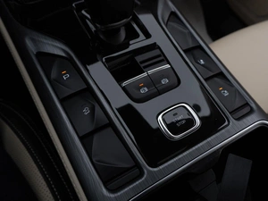 Внедорожник FAW Bestune T77 2024 года, 1980000 рублей, Саратов