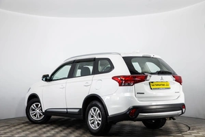 Внедорожник Mitsubishi Outlander 2017 года, 1959000 рублей, Пермь