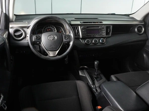 Внедорожник Toyota RAV4 2015 года, 2250000 рублей, Минеральные Воды