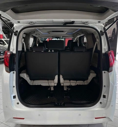 Минивэн Toyota Alphard 2017 года, 3750000 рублей, Красноярск