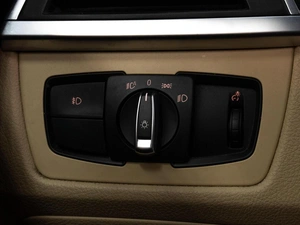 Седан BMW 3 серия 2017 года, 2249000 рублей, Тюмень