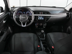 Хетчбэк Kia Rio X-Line 2017 года, 1399000 рублей, Ростов-на-Дону