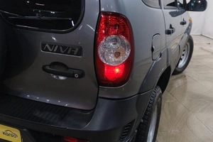 Внедорожник Chevrolet Niva 2011 года, 529000 рублей, Новокузнецк