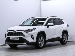 Внедорожник Toyota RAV4 2021 года, 3895000 рублей, Красноярск