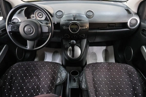 Хетчбэк Mazda 2 2008 года, 779000 рублей, Омск