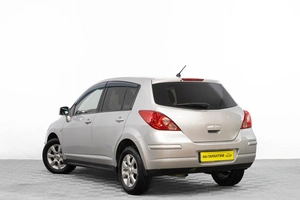 Хетчбэк Nissan Tiida 2008 года, 739000 рублей, Барнаул