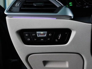 Седан BMW 3 серия 2019 года, 3348000 рублей, Воронеж