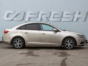 Седан Chevrolet Cruze 2010 года, 770000 рублей, Волгоград