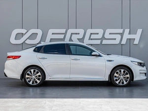 Седан Kia Optima 2017 года, 1825000 рублей, Краснодар