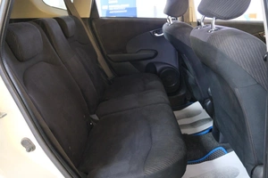 Хетчбэк Honda Fit 2010 года, 799000 рублей, Омск