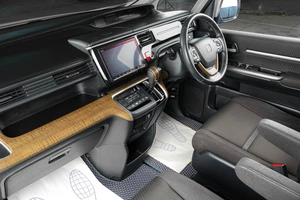 Минивэн Honda Stepwgn 2020 года, 2449000 рублей, Тюмень
