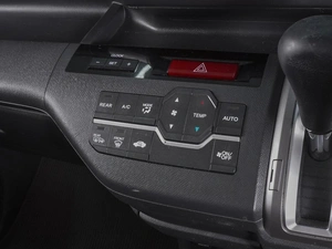 Минивэн Honda Stepwgn 2011 года, 1479000 рублей, Ростов-на-Дону