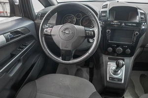 Минивэн Opel Zafira 2011 года, 639000 рублей, Барнаул