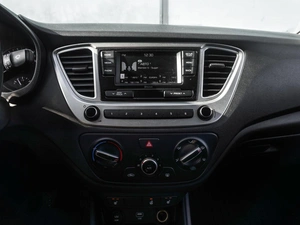 Седан Hyundai Solaris 2019 года, 1230111 рублей, Тверь