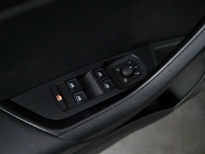 Внедорожник Skoda Karoq 2020 года, 2767444 рублей, Москва