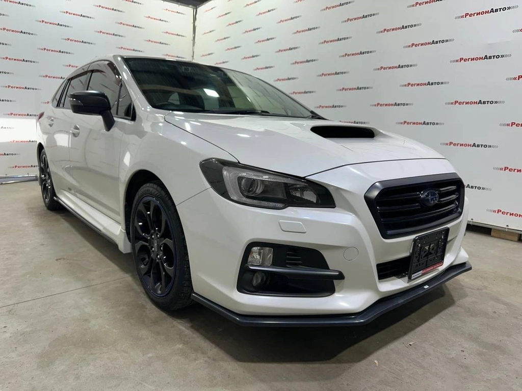 Универсал Subaru Levorg 2015 года, 1530000 рублей, Красноярск