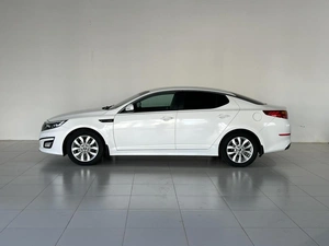 Седан Kia Optima 2015 года, 1600000 рублей, Кострома