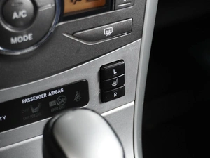 Седан Toyota Corolla 2010 года, 1199000 рублей, Воронеж