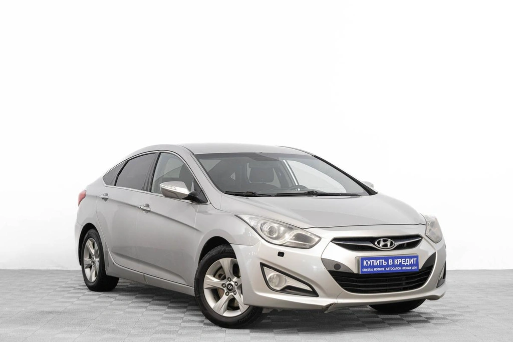 Седан Hyundai i40 2013 года, 839000 рублей, Барнаул