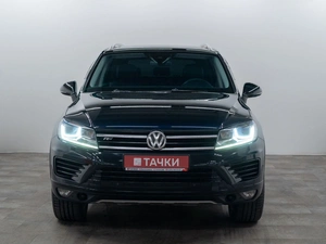Внедорожник Volkswagen Touareg 2017 года, 3400000 рублей, Красноярск