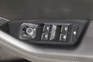 Седан Volkswagen Passat 2016 года, 1899000 рублей, Новосибирск
