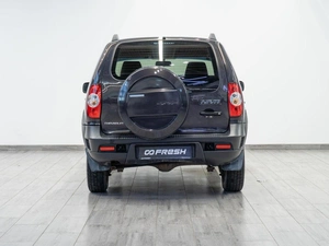 Внедорожник Chevrolet Niva 2016 года, 549000 рублей, Саратов