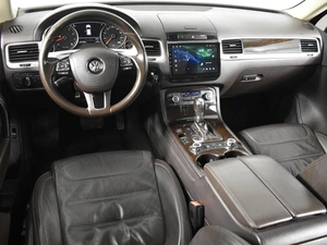 Внедорожник Volkswagen Touareg 2012 года, 1894100 рублей, Казань