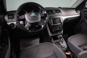 Внедорожник Skoda Yeti 2012 года, 849000 рублей, Сургут