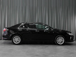 Седан Toyota Camry 2015 года, 2399000 рублей, Тюмень