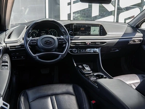 Седан Hyundai Sonata 2021 года, 3050000 рублей, Краснодар