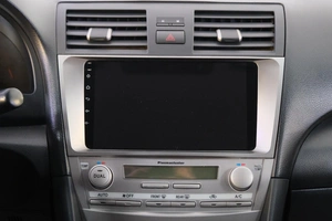 Седан Toyota Camry 2011 года, 1529000 рублей, Омск