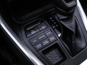 Внедорожник Toyota RAV4 2021 года, 3630000 рублей, Красноярск