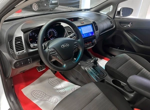 Седан Kia Cerato 2014 года, 1050000 рублей, Красноярск